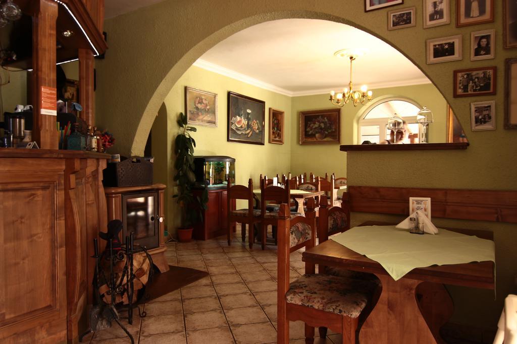Penzion Rudolf Prievidza Extérieur photo